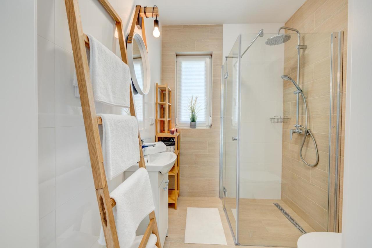 Apartamenty Na Fali - Morski , Blekity , Marynarski Pobierowo Esterno foto